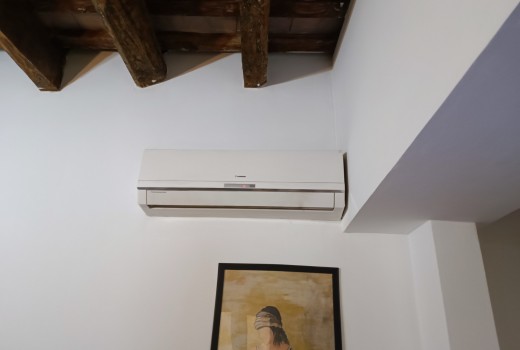 Sale - Piso -
Barcelona - El Gòtic