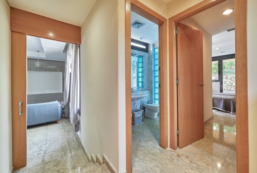 Sale - Chalet -
Cunit