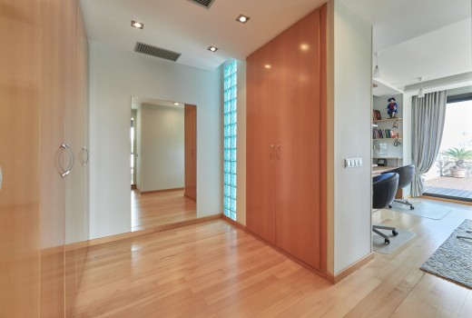 Sale - Chalet -
Cunit
