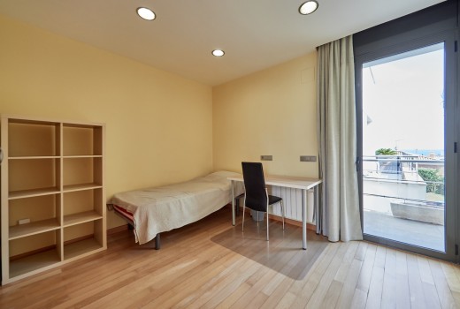Sale - Chalet -
Cunit