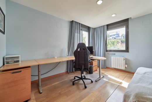 Sale - Chalet -
Cunit