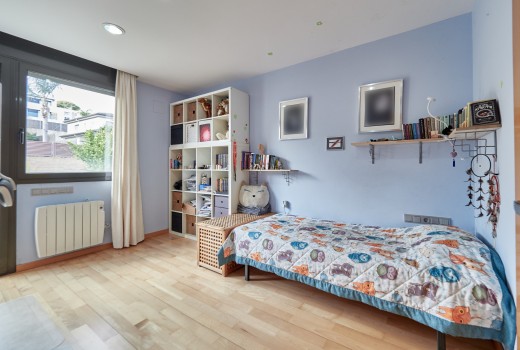 Sale - Chalet -
Cunit