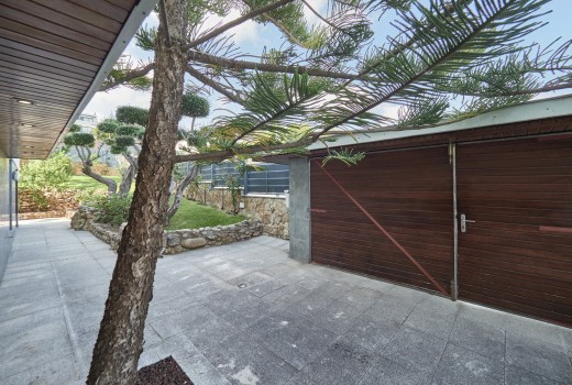 Sale - Chalet -
Cunit