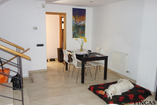 Venta - Adosado -
Gava