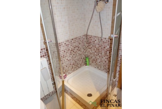 Venta - Adosado -
Gava