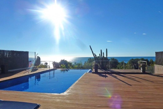 Sale - Chalet -
Coma Ruga