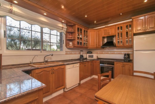 Venta - Chalet -
Castelldefels