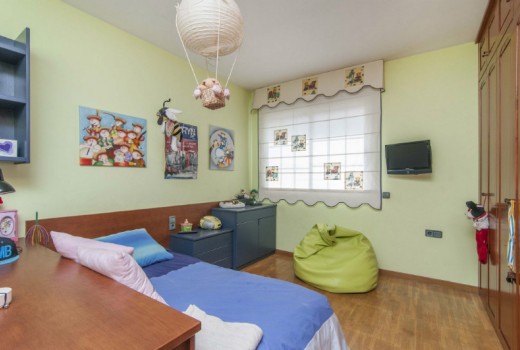 Venta - Chalet -
Castelldefels