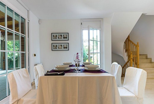 Sale - Chalet -
Gava