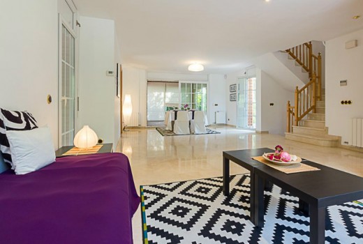 Sale - Chalet -
Gava