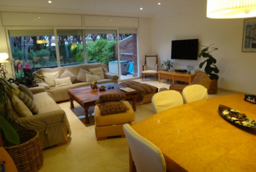 Sale - Chalet -
Gava