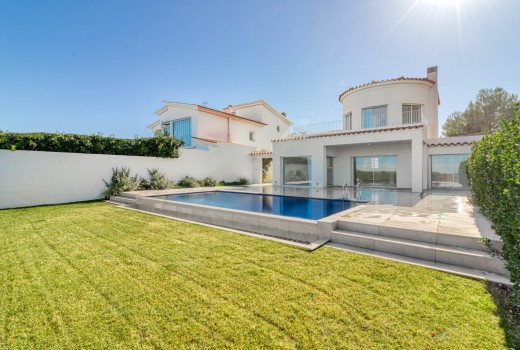 Sale - Chalet -
Roses, Empuriabrava, L'Escala - 1